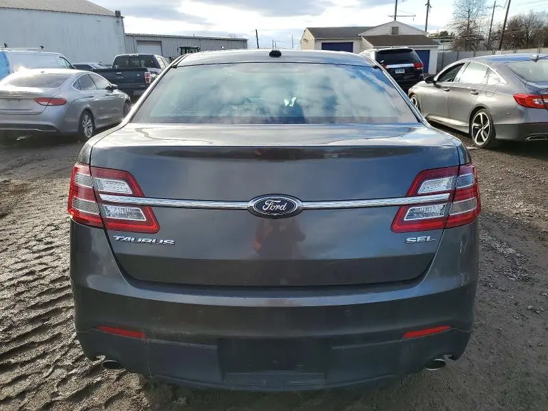 2018 FORD TAURUS SEL  