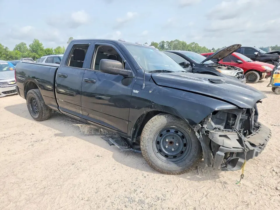 2014 RAM 1500 ST  