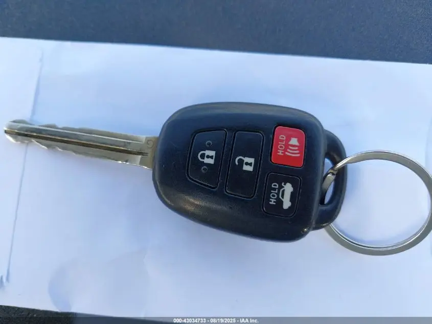 2012 TOYOTA CAMRY LE