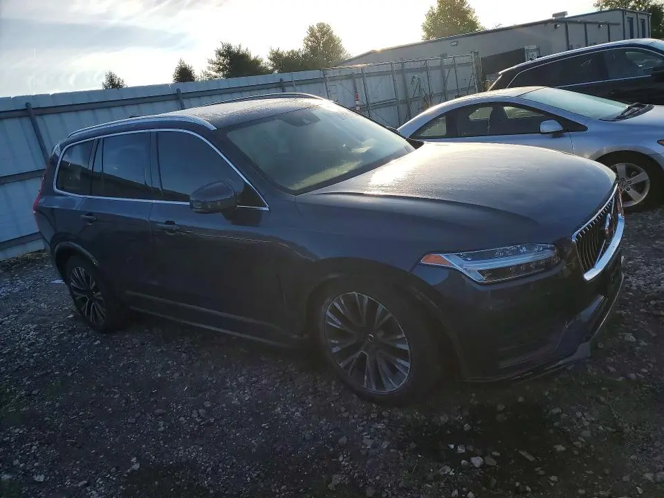 2021 VOLVO XC90 T5 MOMENTUM  