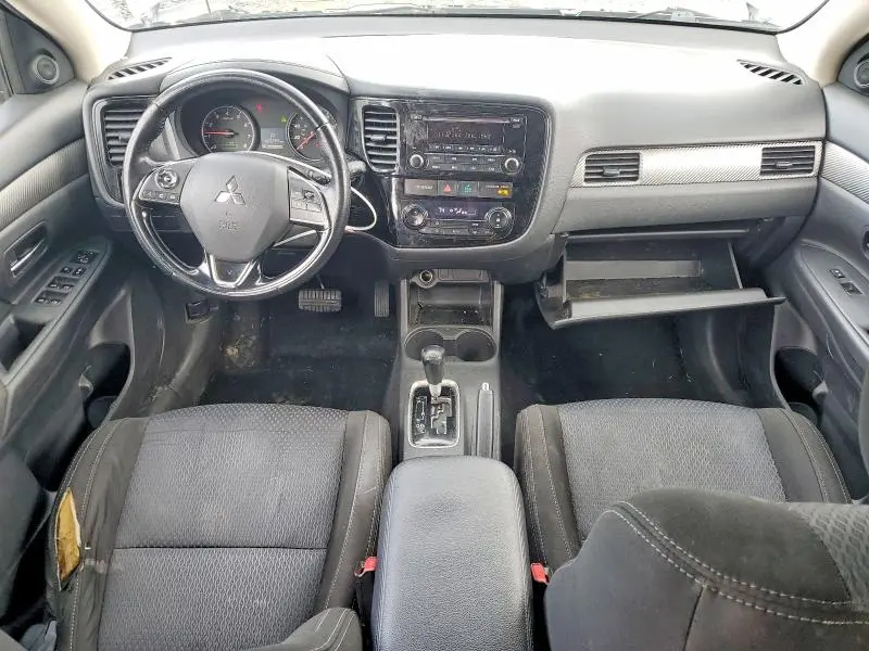 2016 MITSUBISHI OUTLANDER ES  