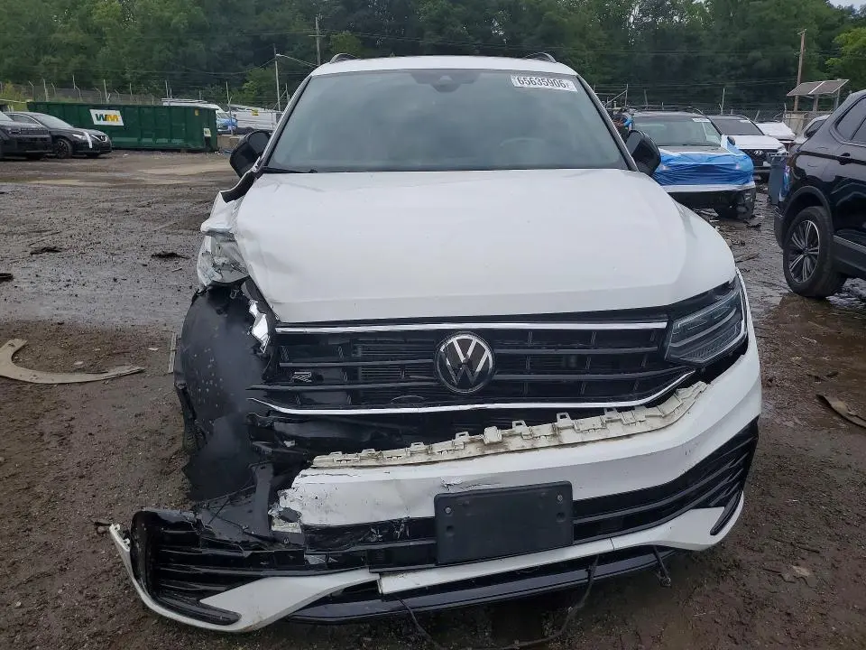 2022 VOLKSWAGEN TIGUAN SE R-LINE BLACK  
