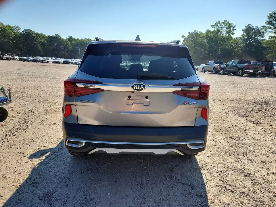 2021 KIA SELTOS S  