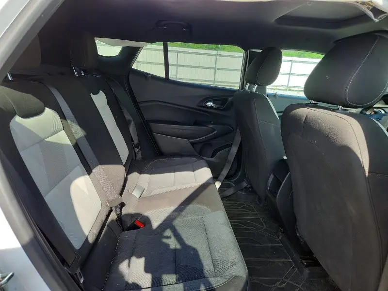 2024 CHEVROLET TRAX 1RS  