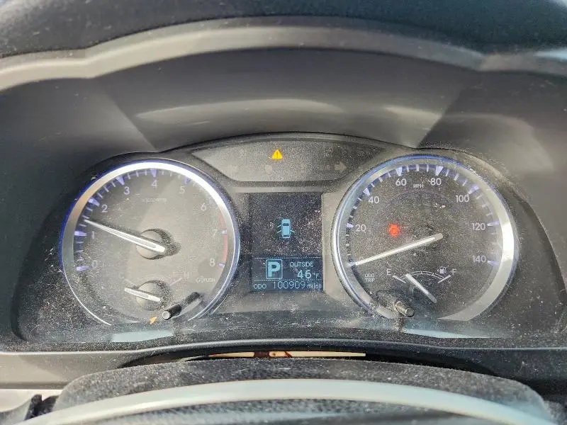 2014 TOYOTA HIGHLANDER LE  