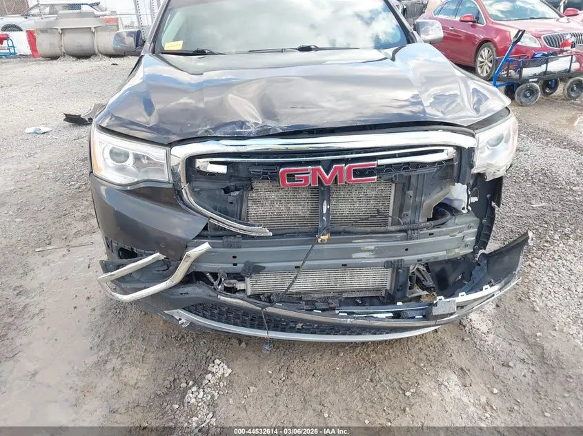 2017 GMC ACADIA SLT-2