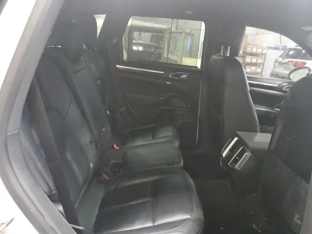 2014 PORSCHE CAYENNE   