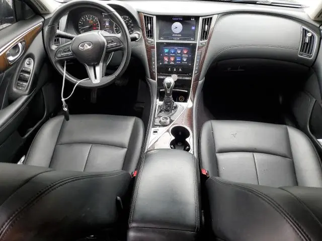 2019 INFINITI Q50 LUXE  