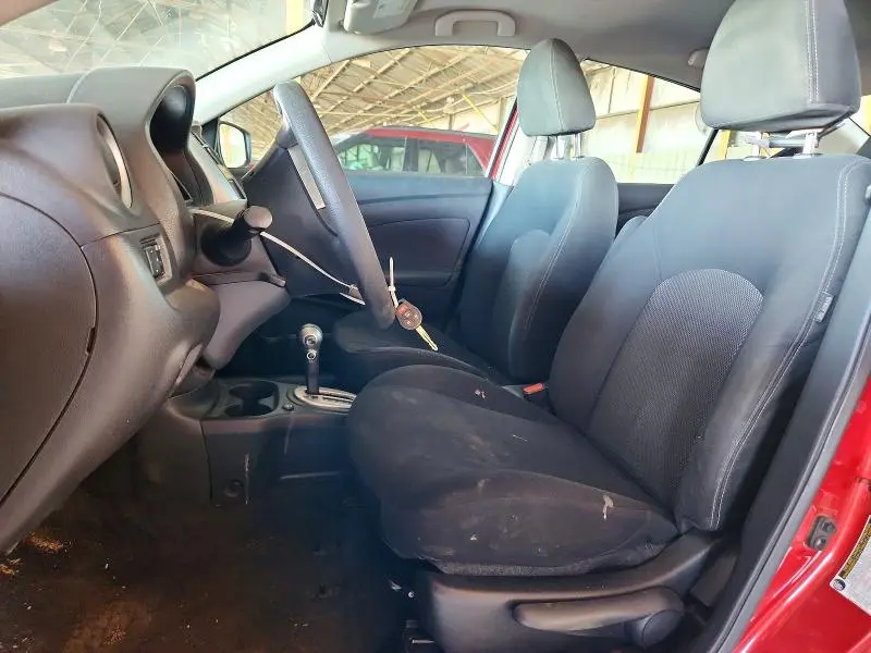 2015 NISSAN VERSA 1.6 SV  