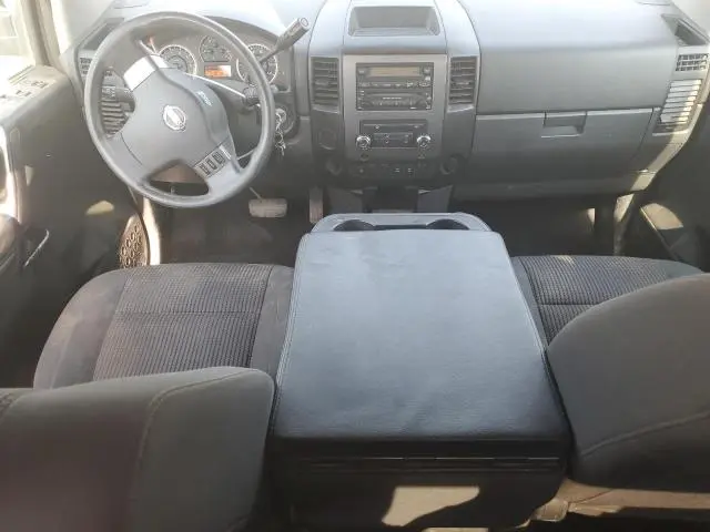 2010 NISSAN TITAN XE  