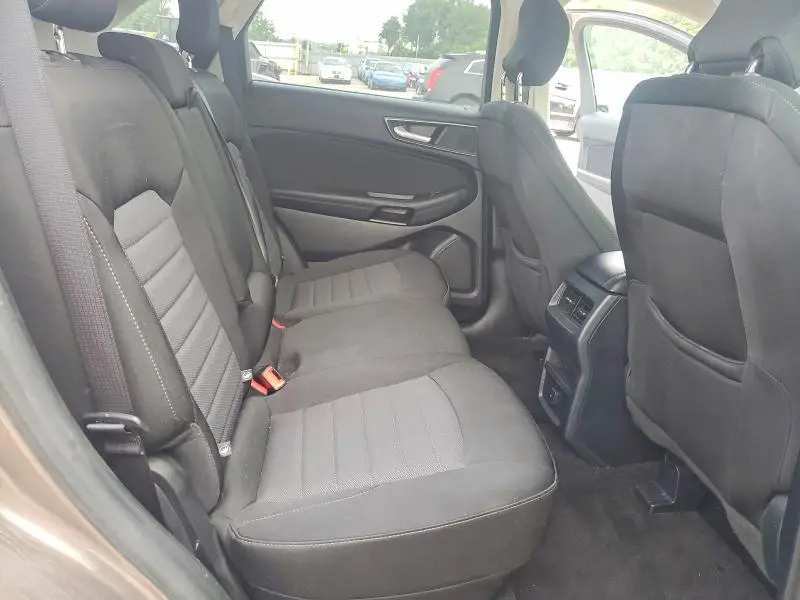 2019 FORD EDGE SE  