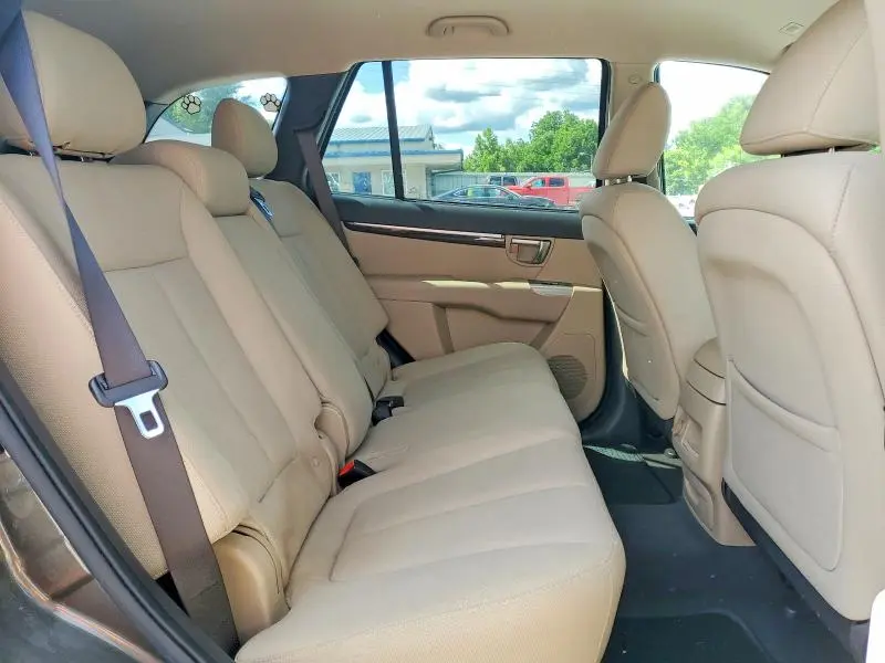 2012 HYUNDAI SANTA FE GLS  