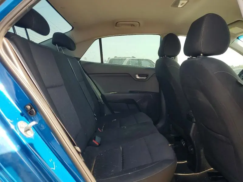2022 KIA RIO S  