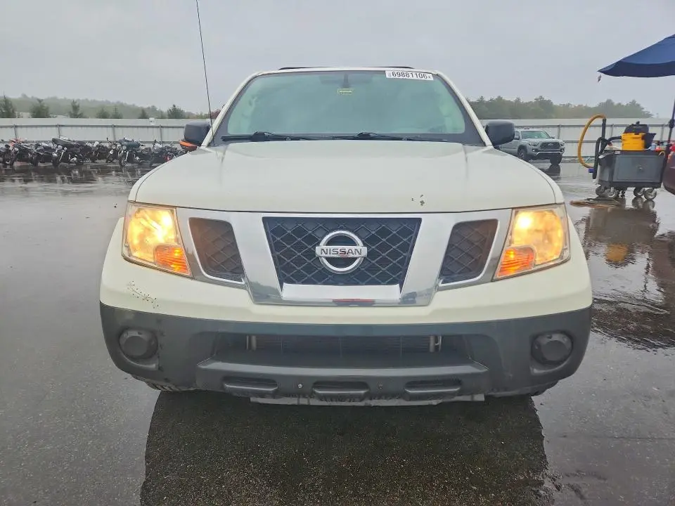 2016 NISSAN FRONTIER S  