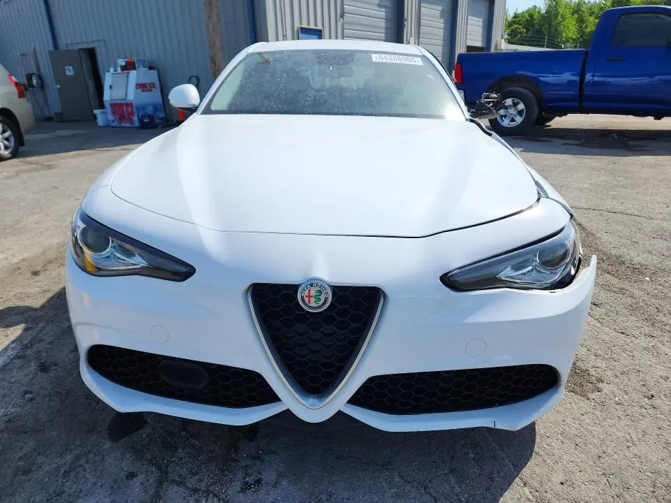 2018 ALFA ROMEO GIULIA   
