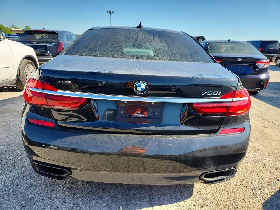 2018 BMW 750 I  