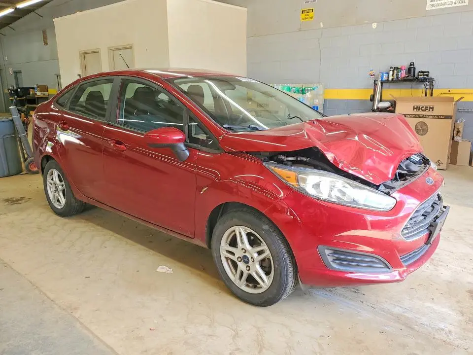 2017 FORD FIESTA SE  