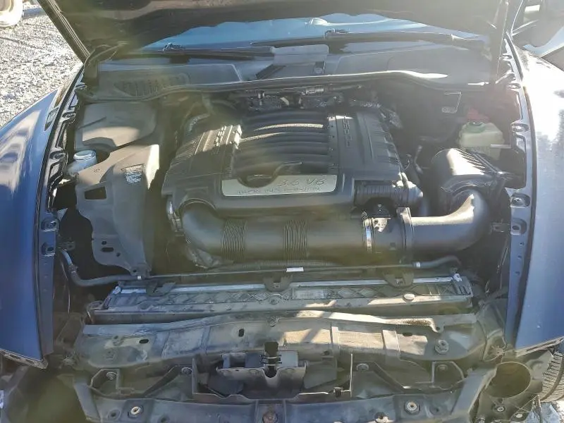 2013 PORSCHE CAYENNE   