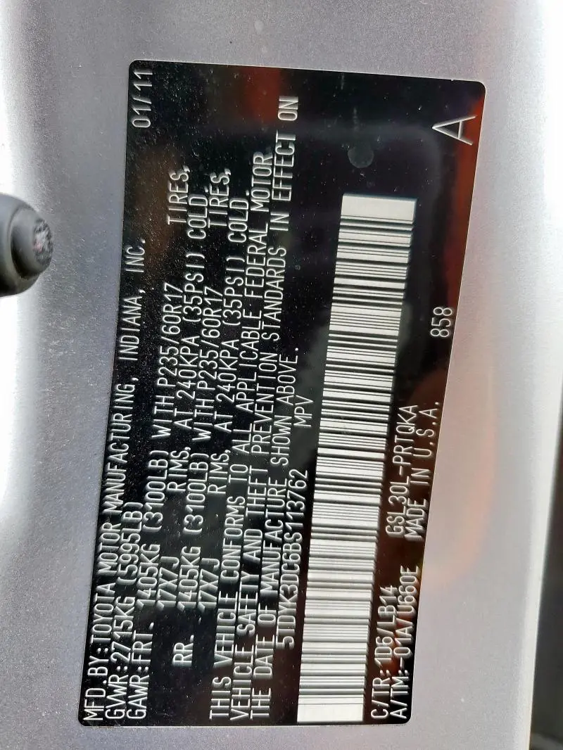 2011 TOYOTA SIENNA XLE  