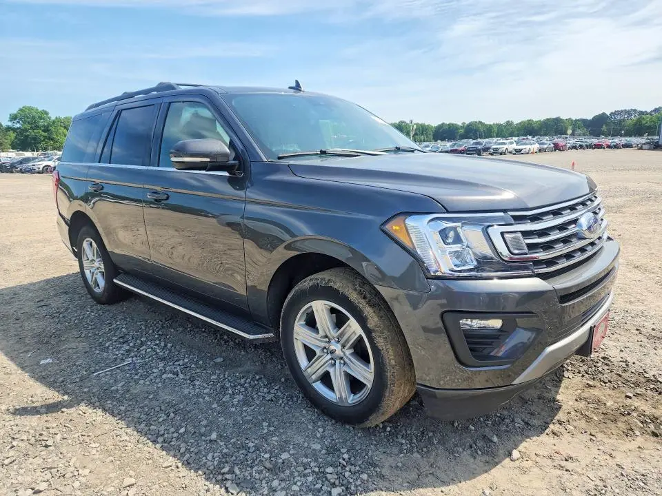 2021 FORD EXPEDITION XLT  