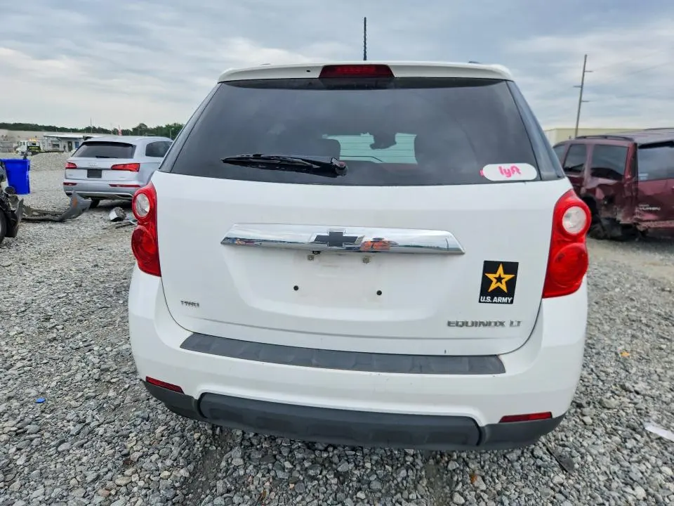 2015 CHEVROLET EQUINOX LT  