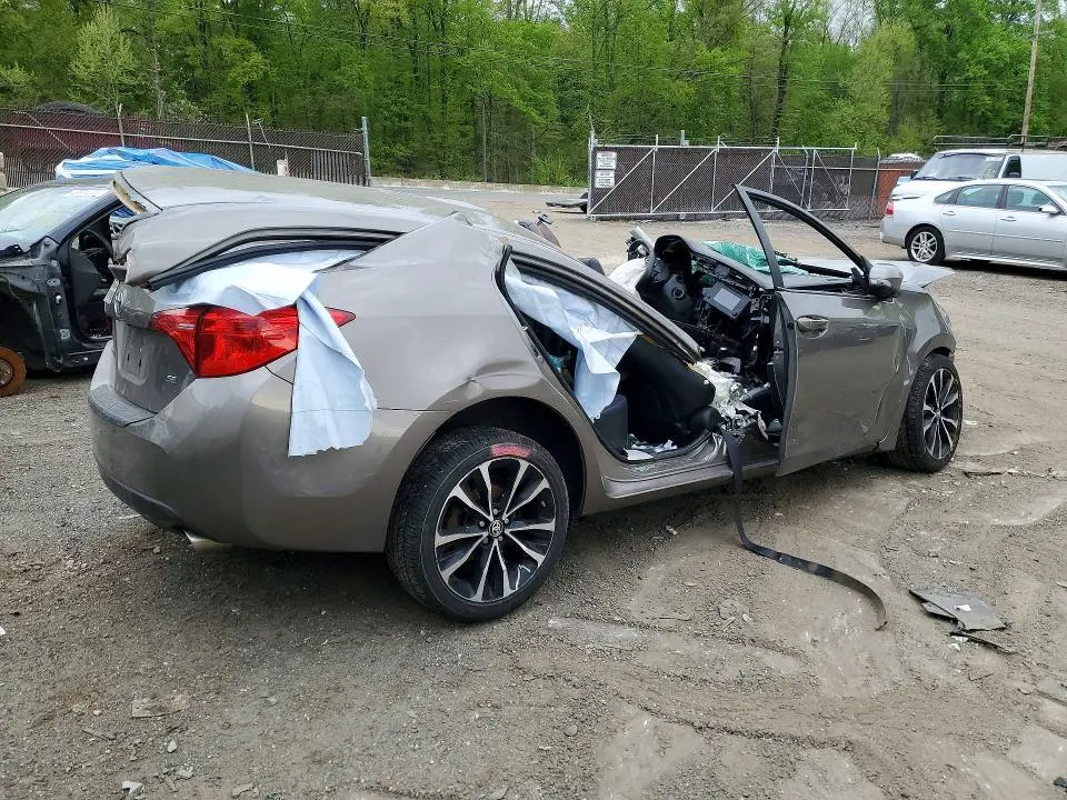 2019 TOYOTA COROLLA SE  