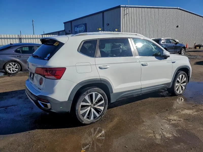 2022 VOLKSWAGEN TAOS SE  