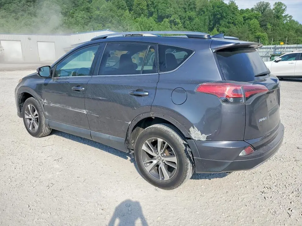 2018 TOYOTA RAV4 XLE  