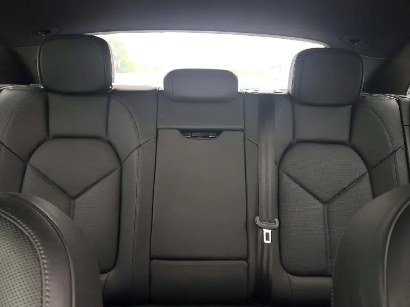 2021 PORSCHE MACAN   