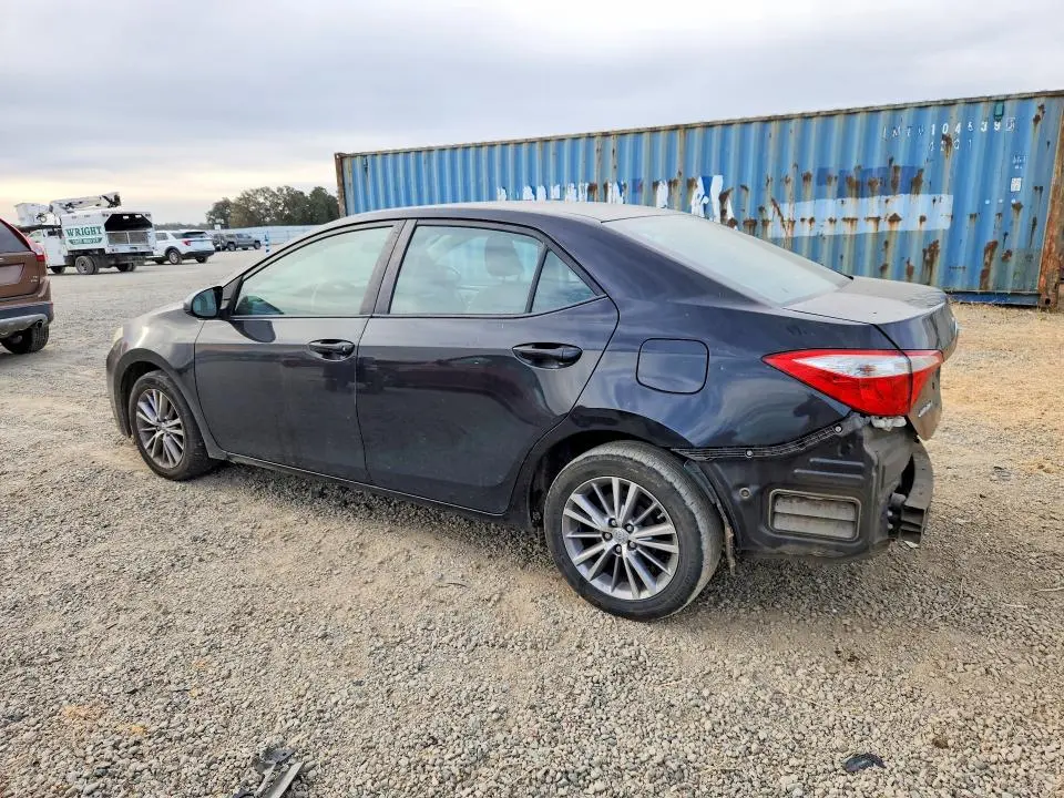 2015 TOYOTA COROLLA LE PLUS  