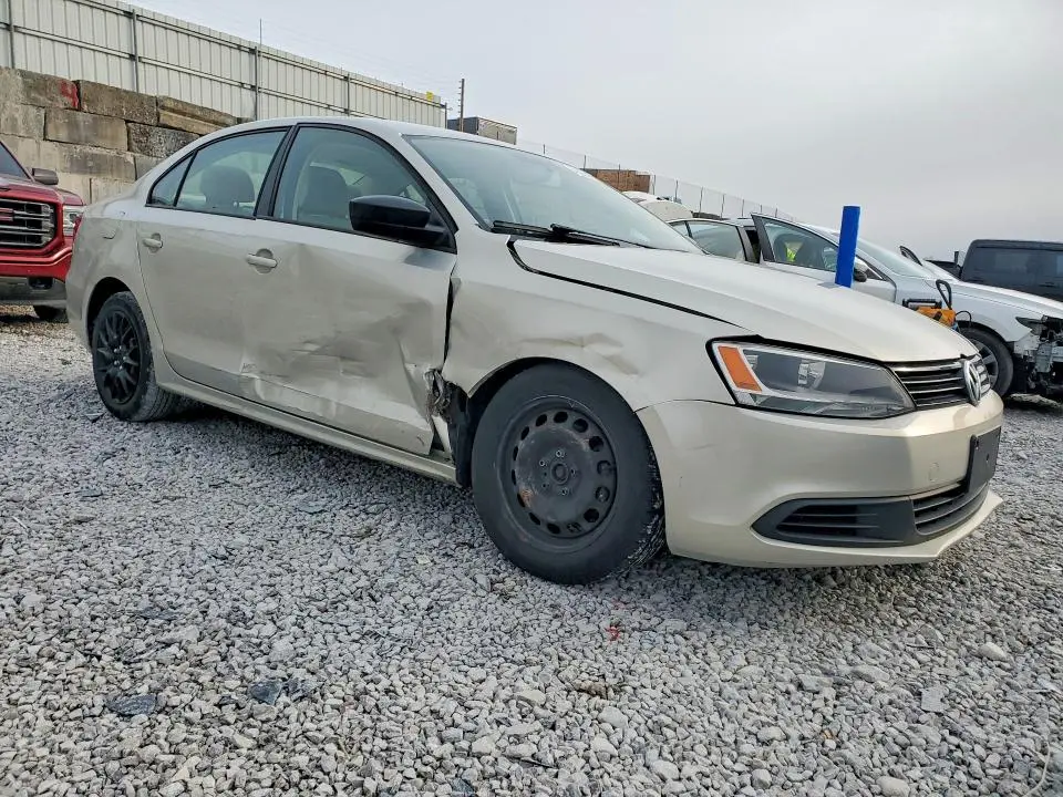 2011 VOLKSWAGEN JETTA SE  