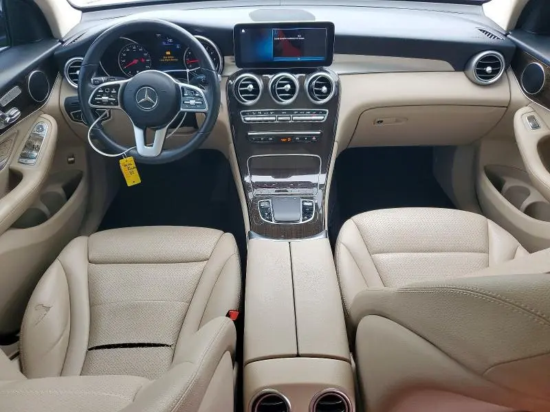 2020 MERCEDES-BENZ GLC 300  