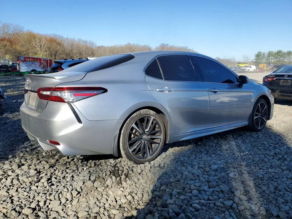2018 TOYOTA CAMRY XSE  