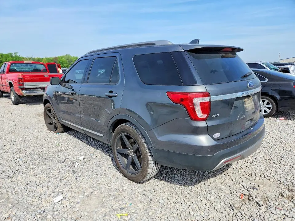2017 FORD EXPLORER XLT  
