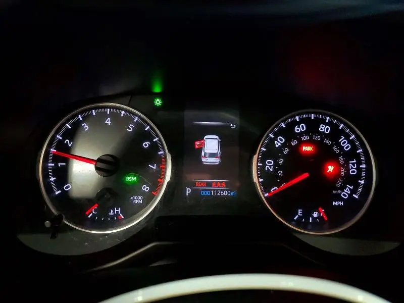 2019 TOYOTA RAV4 XLE  