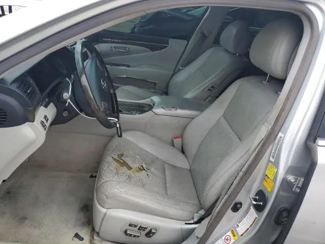 2010 LEXUS LS 460  