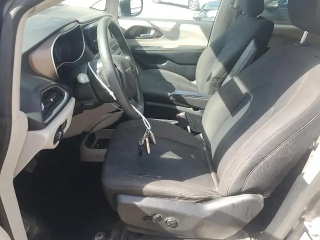 2017 CHRYSLER PACIFICA LX  