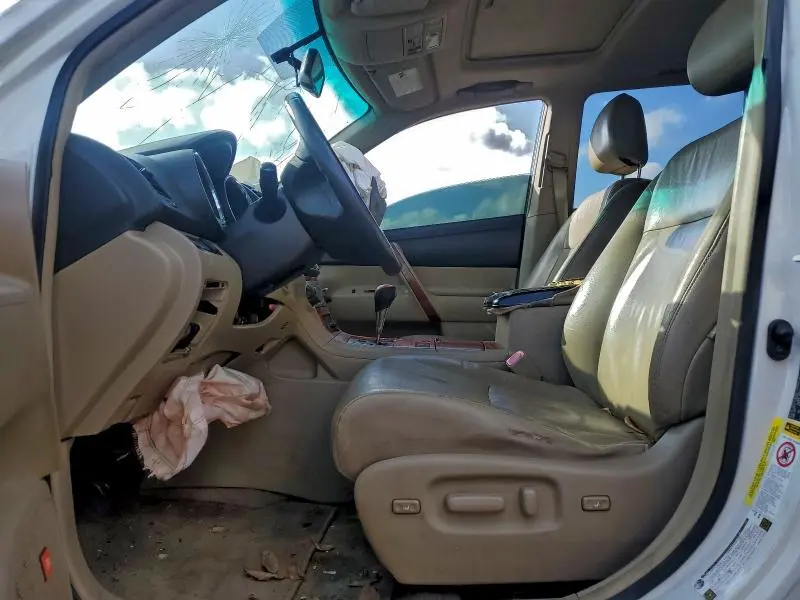 2010 TOYOTA HIGHLANDER LIMITED  