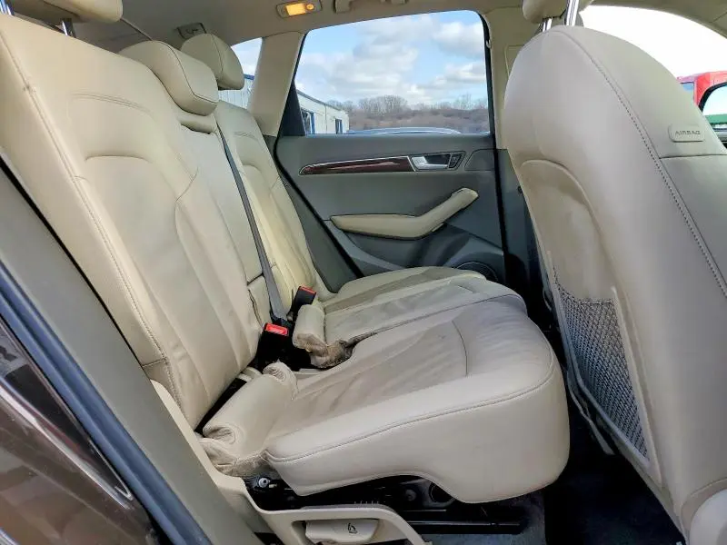 2011 AUDI Q5 PREMIUM PLUS  