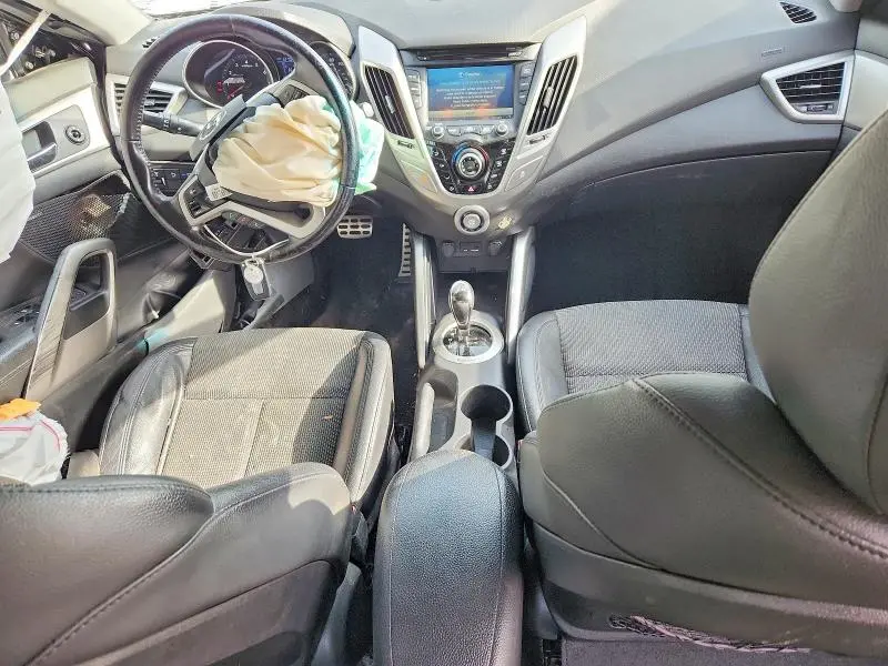 2013 HYUNDAI VELOSTER BASE  