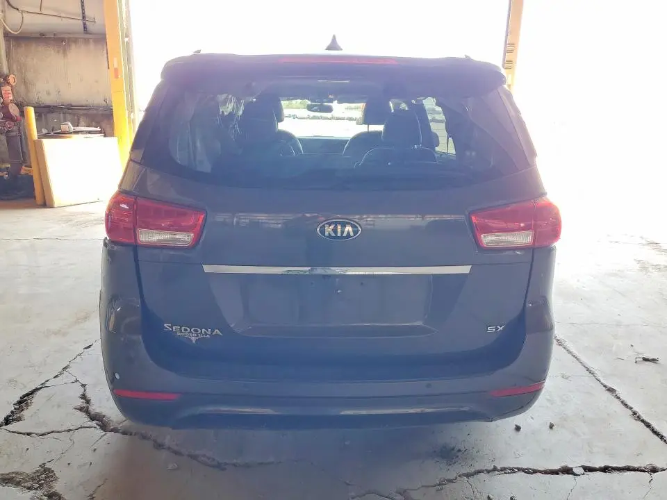 2016 KIA SEDONA SX  