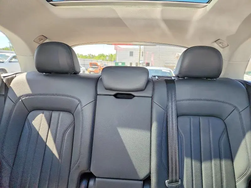 2020 AUDI Q5 PREMIUM PLUS  