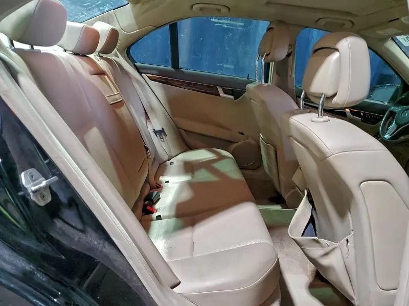 2014 MERCEDES-BENZ C 250  