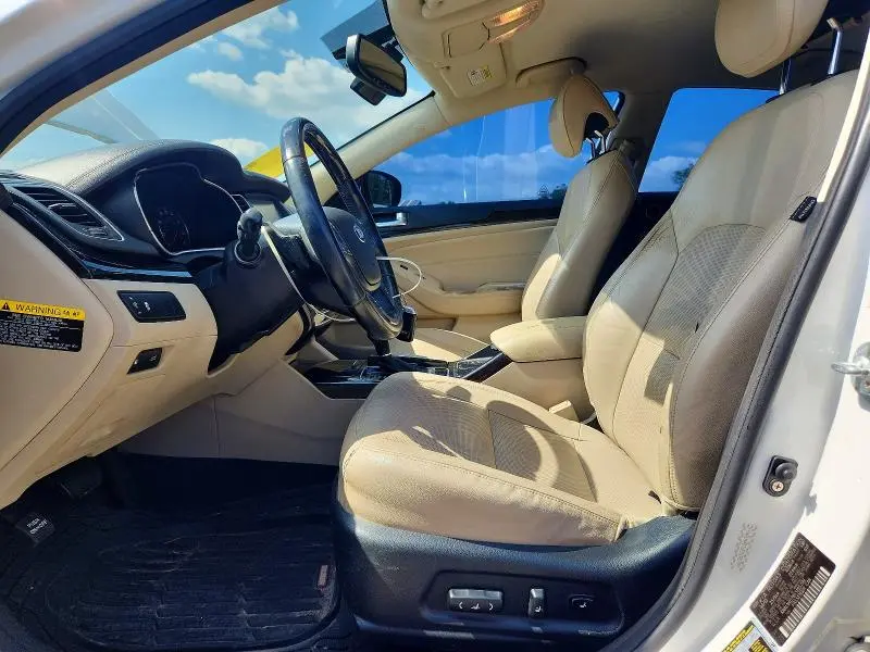 2015 KIA CADENZA PREMIUM  