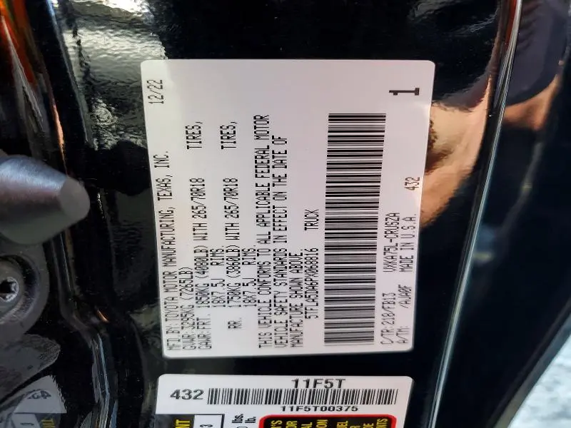2023 TOYOTA TUNDRA SR5  
