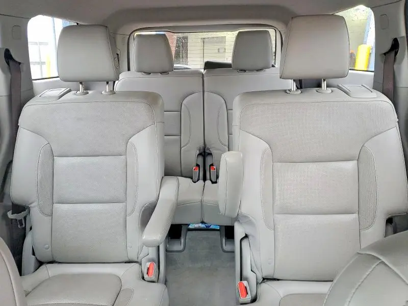 2017 GMC ACADIA SLT-2  