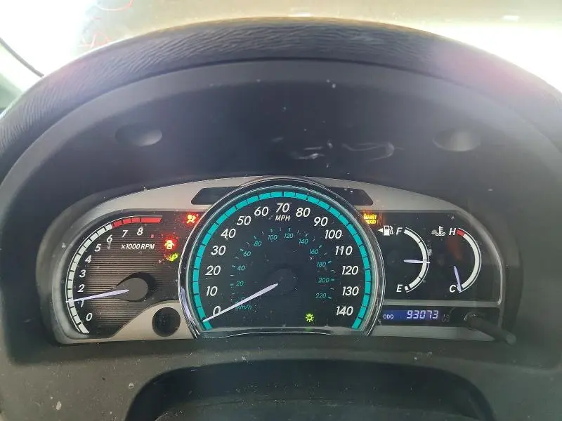 2013 TOYOTA VENZA LE  