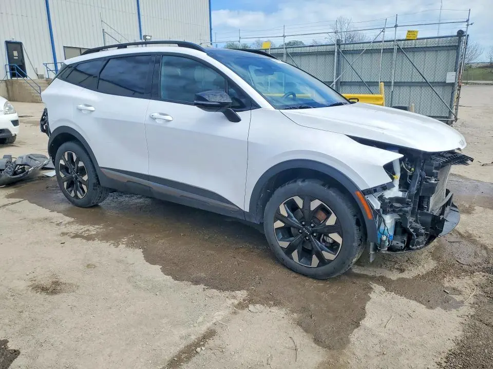 2024 KIA SPORTAGE X-LINE  