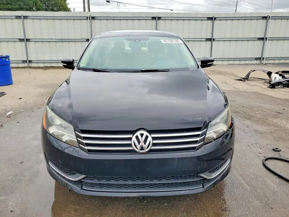 2014 VOLKSWAGEN PASSAT SE  