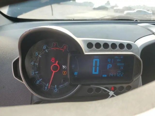 2016 CHEVROLET SONIC LT  